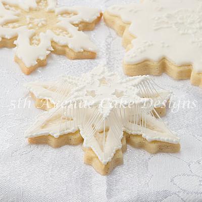 Suspended String-Work Snowflake Cookie - Cake by Bobbie