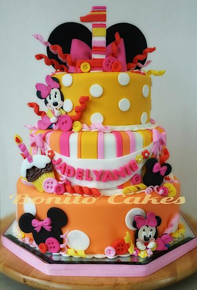 Minnie Mouse  - Cake by Bonito Cakes "Arte q se puede comer"