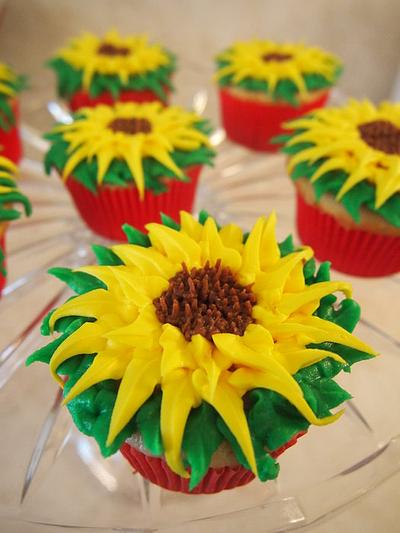 Sunflower Cupcakes - Cake by Christie's Custom Creations(CCC)