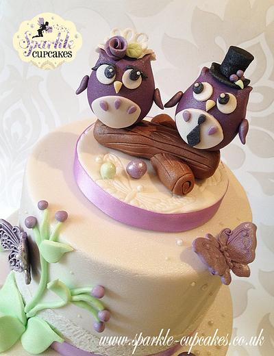 Vintage Owls - Cake by Sparkle Cupcakes