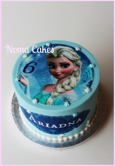 Frozen Elsa - Cake by Sílvia Romero (Noma Cakes)