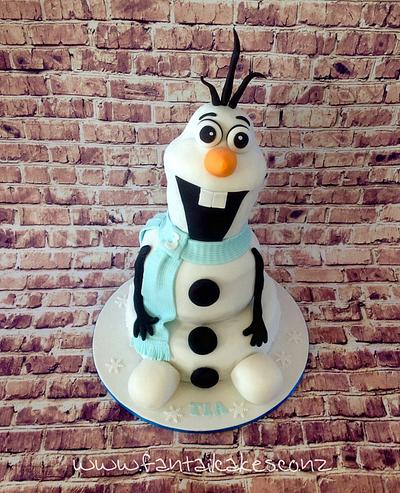 Happy Olaf - Cake by Fantail Cakes