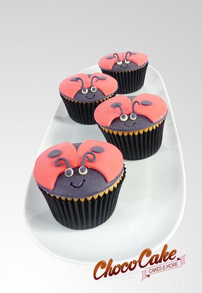 cupcakes ladybugs - Cake by ChocoCake