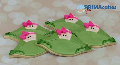 Pea Pods - Cake by Prima Cakes and Cookies - Jennifer