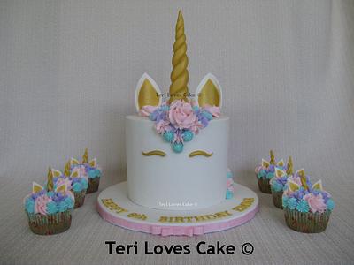 Unicorn Cake & Cupcakes - Cake by MsGF