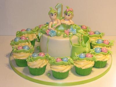 twin peas in a pod  - Cake by d and k creative cakes