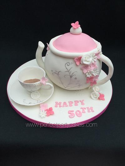 Teapot & Saucer cake - Cake by Perfect Party Cakes (Sharon Ward)