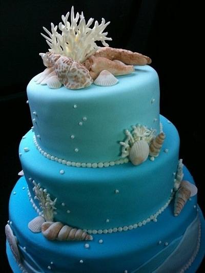 Handmade seashells - Cake by Sùcré Designer Cakes