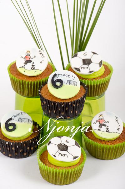 Soccer cupcakes - Cake by Njonja