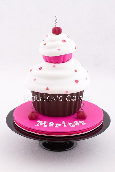 Cupcake Tower - Cake by KatriensCakes