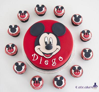 Mickey Mouse - Cake by Catcakes