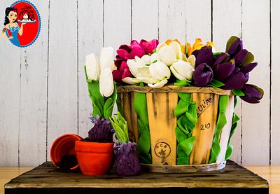 Tulip Basket - Cake by Rachael Morris