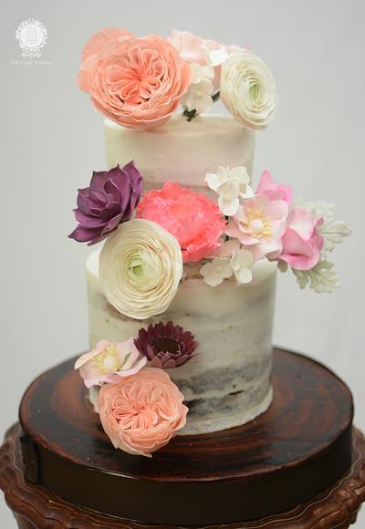 Naked Cake with Sugar Flowers  - Cake by Sugarpixy