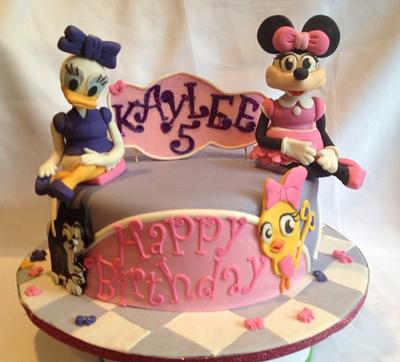 Minnie's Bow-tique Happy Birthday Cake!  - Cake by Caroline Diaz 