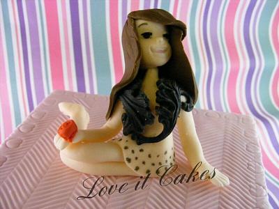 lady topper - Cake by Love it cakes