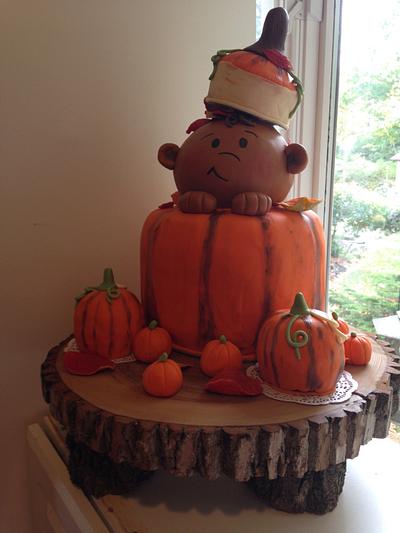 Pumpkin baby - Cake by Marlene Evans