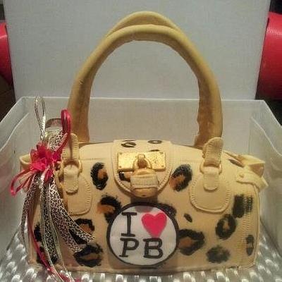 Pauls boutique bag  - Cake by HannaForGoodnessCake