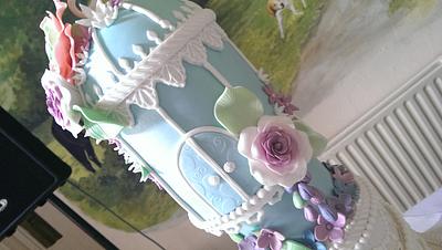 Birdcage Wedding Cake - Cake by Red Alley Cakes (Alison Rankin)