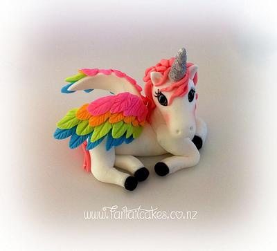 Pegacorn Topper - Cake by Fantail Cakes