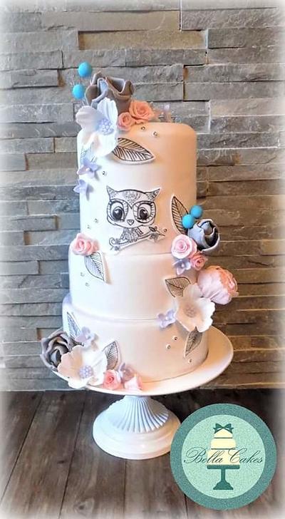 Noel the not very Christmassy owl - Cake by Bella Cakes