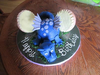 Blue Dragon and Egg - Cake by Laura 