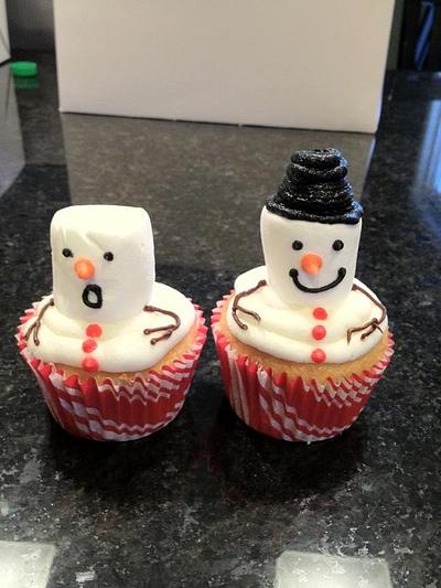 Snowman Cupcakes - Cake by Dawn Henderson