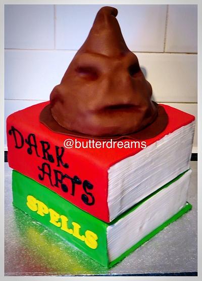 Sorting hat and book cake - Cake by Butterdreamscakes