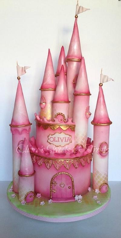 Princess Castle  - Cake by clairessweets