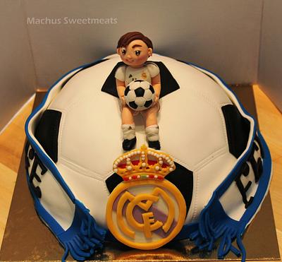 Tarta de futbol del Real Madrid,  Cake of Real Madrid football club - Cake by Machus sweetmeats
