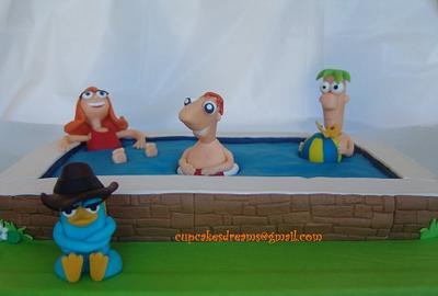 PHINEAS & FERB - Cake by Ana Remígio - CUPCAKES & DREAMS Portugal