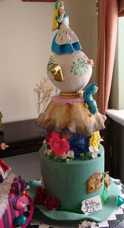 Alice in wonderland cake - Cake by liesel