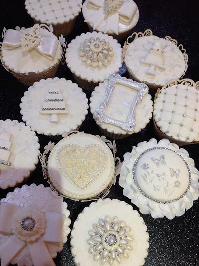 Winters wedding cupcakes - Cake by Andrias cakes scarborough