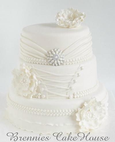 wedding cake - Cake by Brenda Bakker