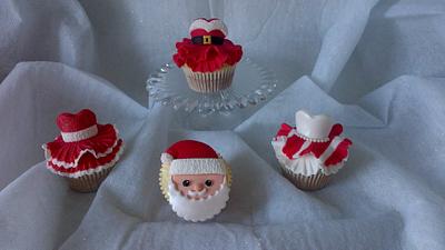 Mrs Clause  - Cake by lillyscupcakes