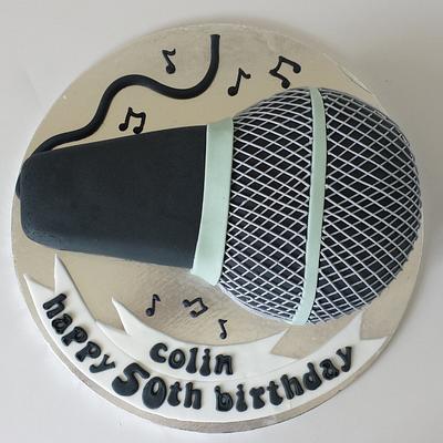 microphone cake ♡ - Cake by Bert's Bakes