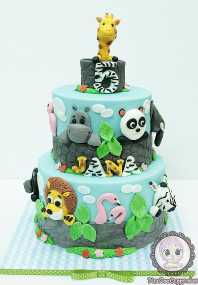 Zoo Themed cake - Cake by YumZee_Cuppycakes