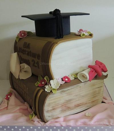 Graduation Books - Cake by Shereen