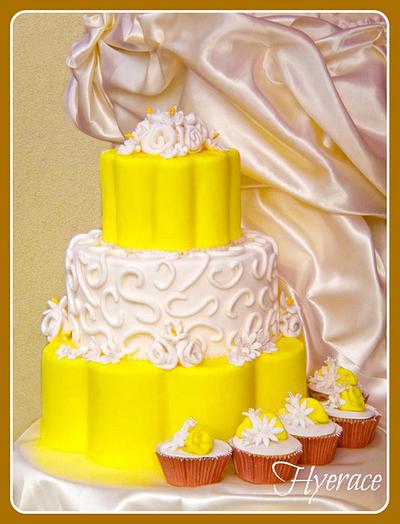 Yellow wedding cake - Cake by Valeria