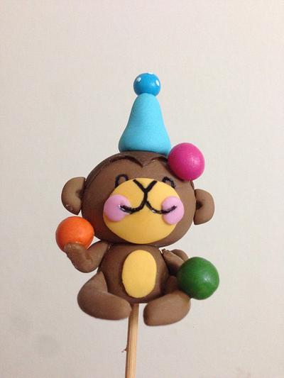 Circus monkey cake topper - Cake by Yaya's Sugar Art