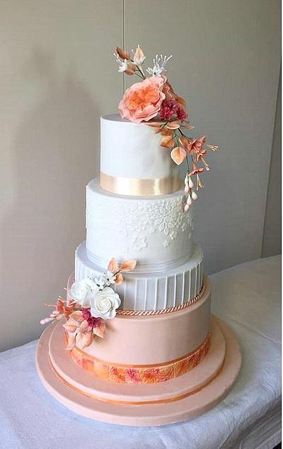 Wedding in apricot - Cake by Frufi