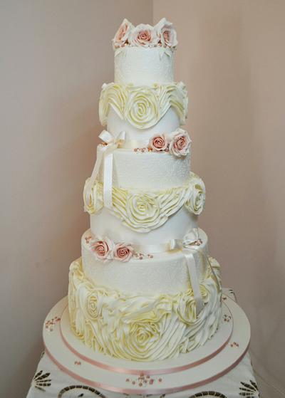 WEDDING CAKE - Cake by rosa castiello