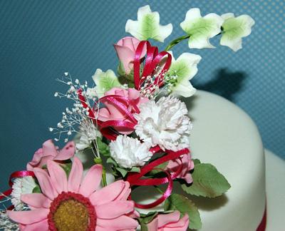 Sugar flowers - Cake by Fiso