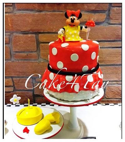 Minnie Mouse - Cake by Angel Chang
