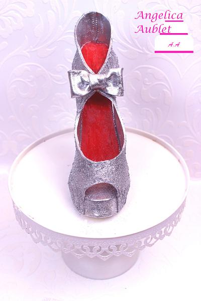 Silver heel shoes - Cake by Angelica