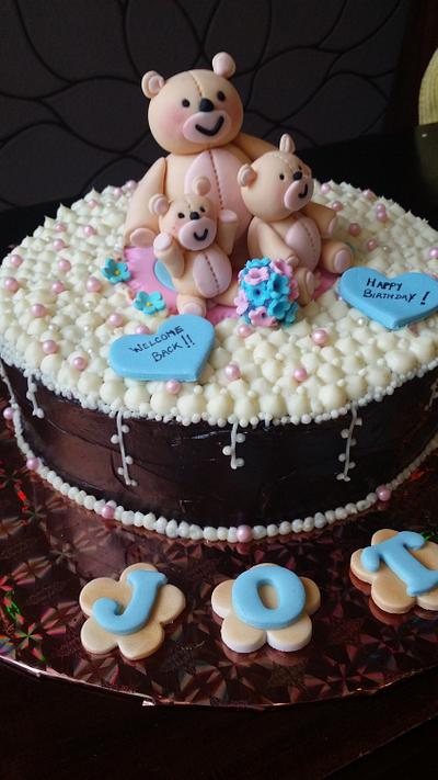 Dadda Bear and Baby bears waiting for mama Bear  - Cake by CAKE RAGA