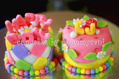 3" Birthday Mini Cakes - Cake by Vangie Evangelista