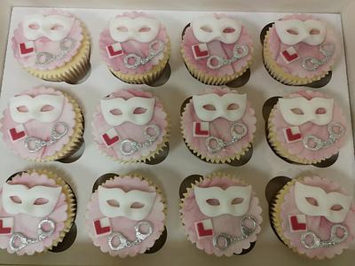 Hen party cupcakes - Cake by EBella