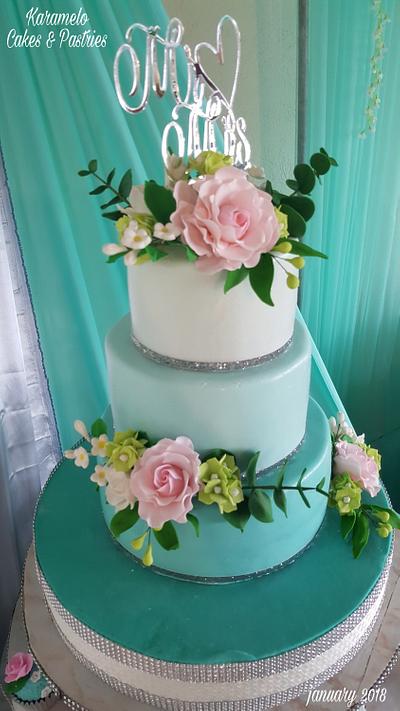 Romantic Green - Cake by Karamelo Cakes & Pastries