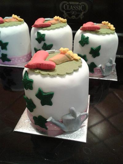 Mum loves Gardening mini cakes - Cake by Karen's Kakery