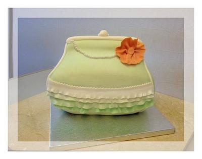Ruffled purse  - Cake by inspiratacakes